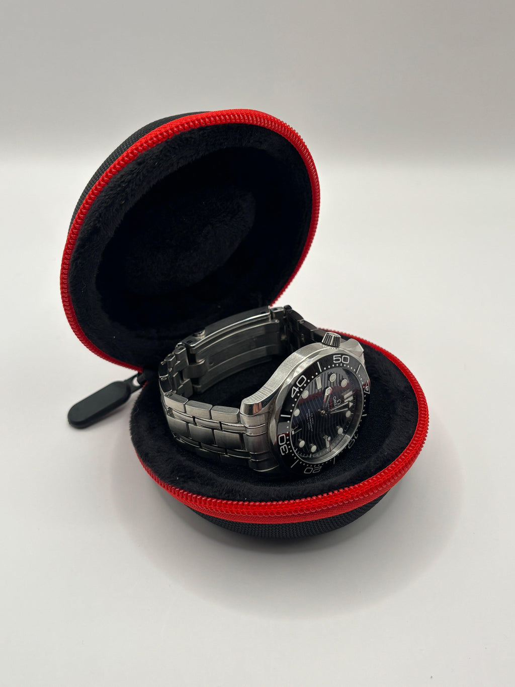 Compact Sports & Travel Watch Case with Carabiner Clip.