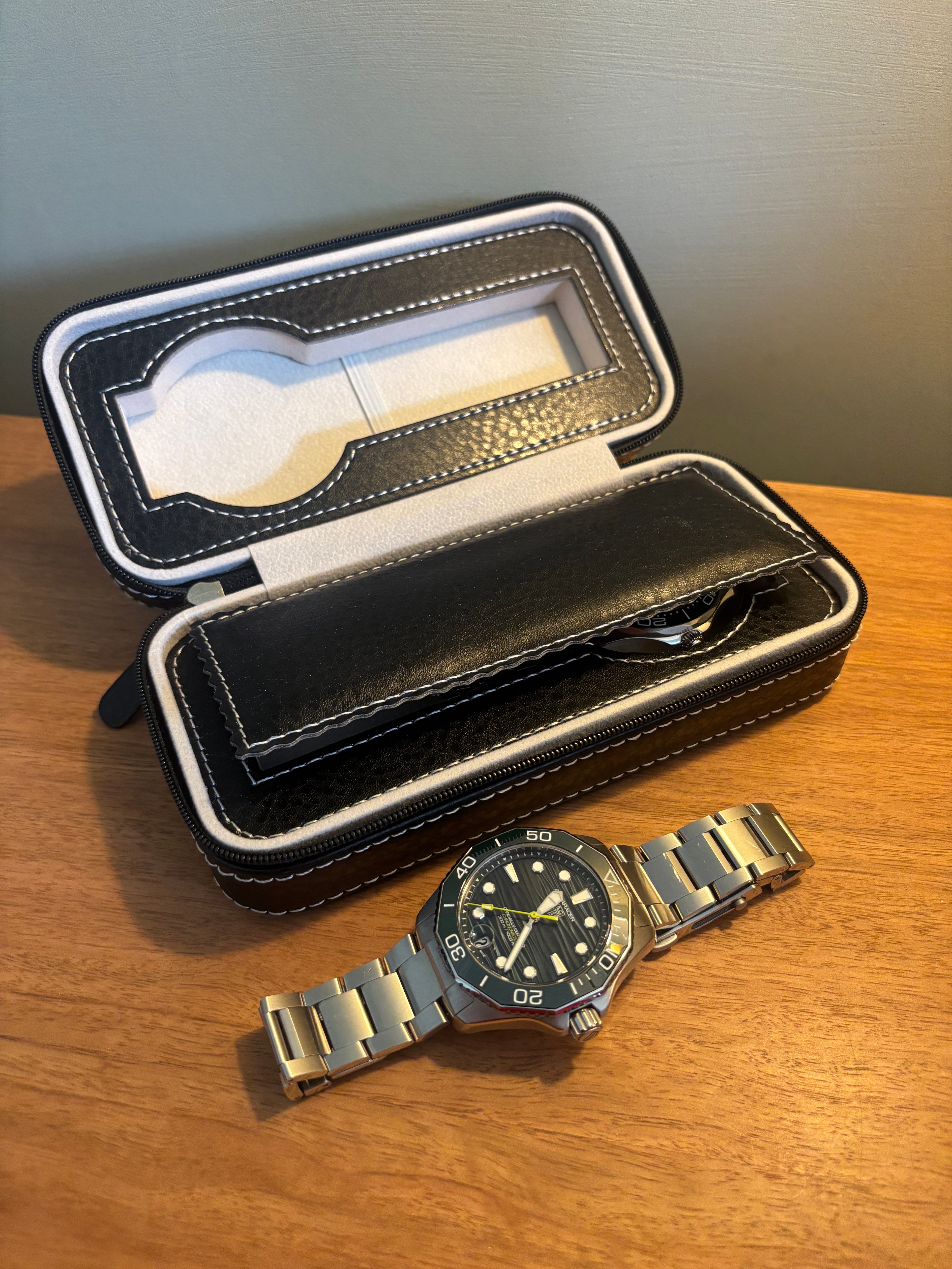 2 Watch Solid Travel Case